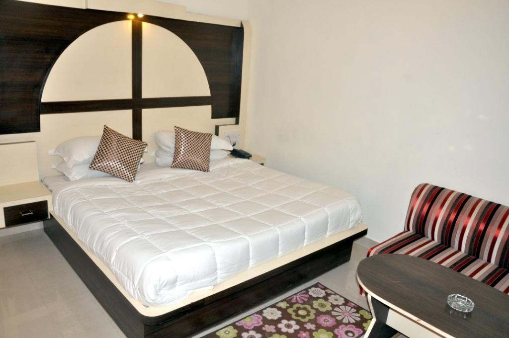 Hotel Mount View Катра Стая снимка
