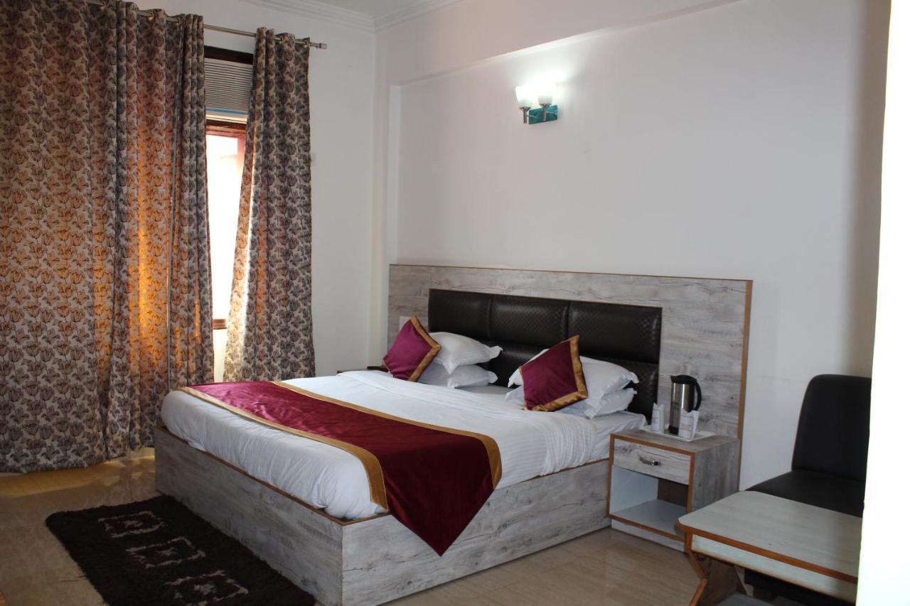 Hotel Mount View Катра Екстериор снимка
