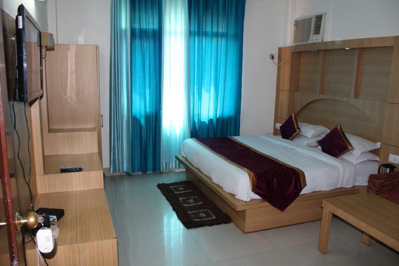 Hotel Mount View Катра Екстериор снимка