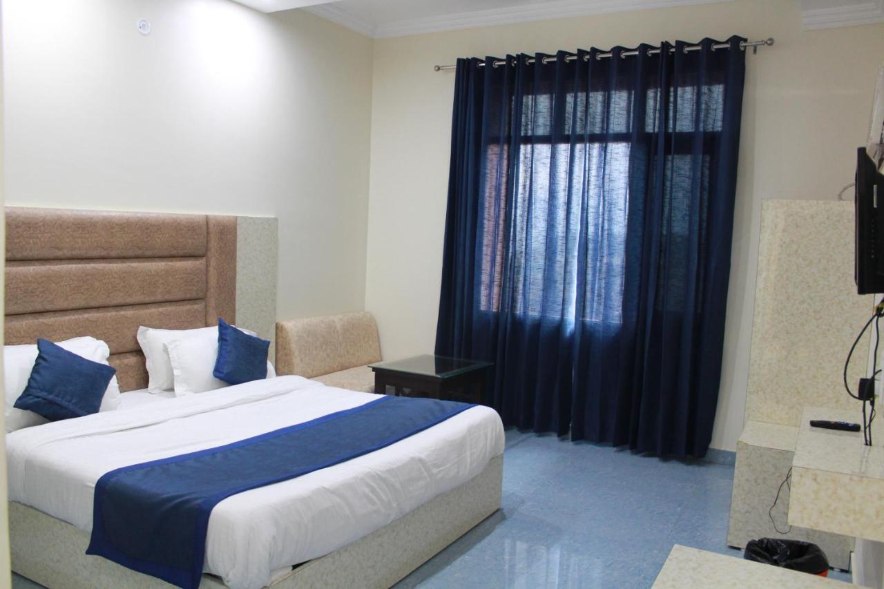 Hotel Mount View Катра Екстериор снимка